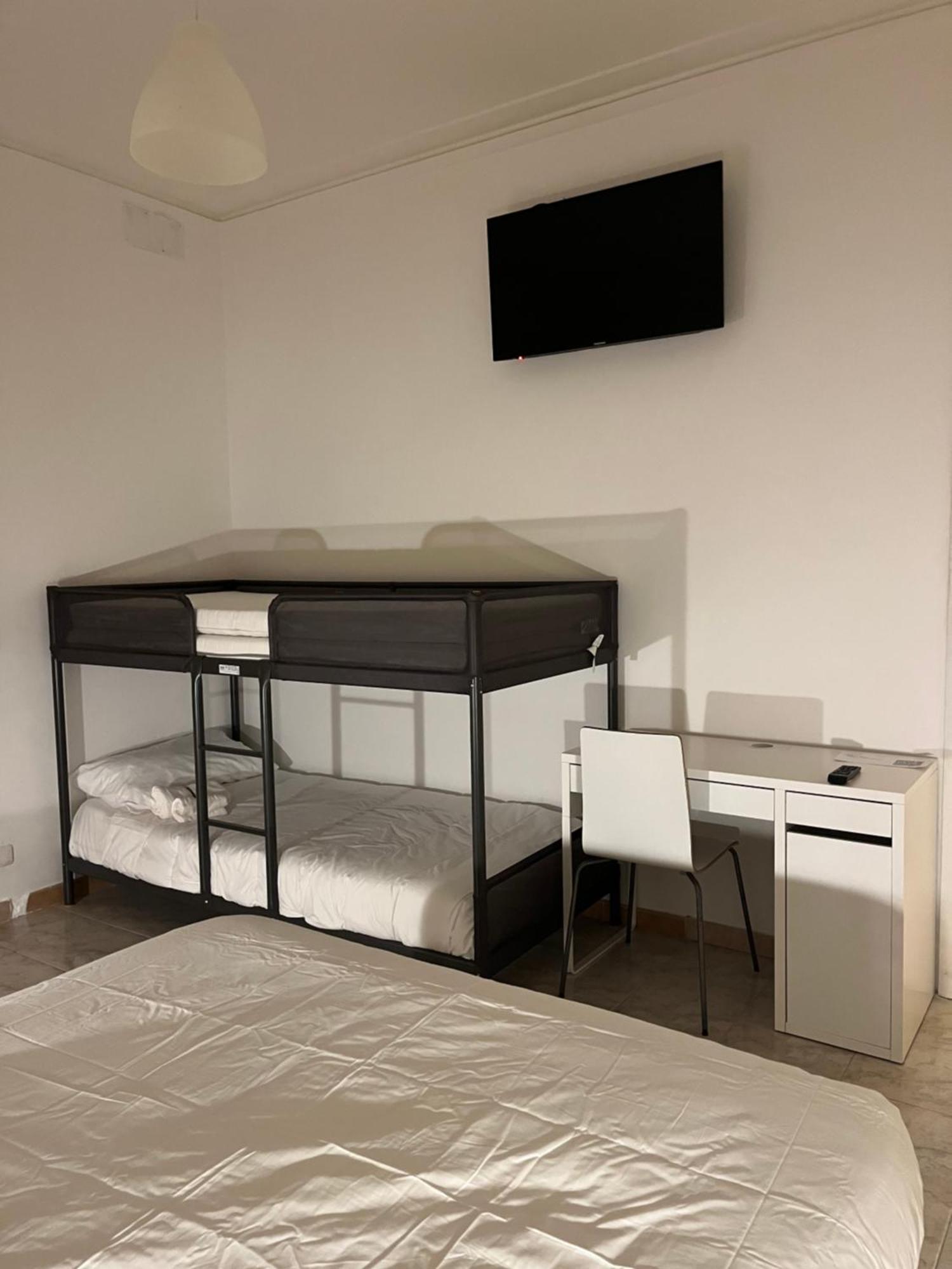 Scalo 71 Guest House Рим Экстерьер фото